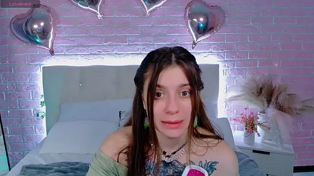 Eille Elfie online show from November 2025 05:55:01 AM