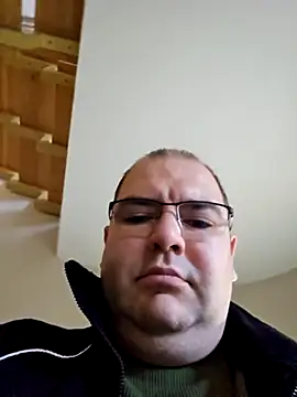 Andrew1900529 online show from October 2025 07:31:01 AM