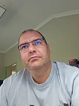 Snapshot of Andrew1900529 chatting on September 2025 07:01:02 AM Andrew1900529 online show from September 2025 07:01:02 AM