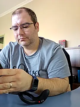 Snapshot of Andrew1900529 chatting on February 2025 08:17:02 AM Andrew1900529 online show from February 2025 08:17:02 AM