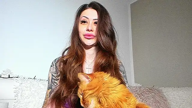 BrianaDiamondXXX online show from April 2026 10:43:01 AM