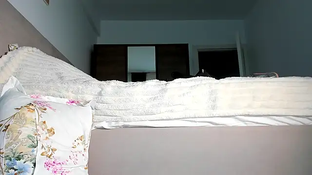 BrianaDiamondXXX online show from November 2025 08:42:02 AM