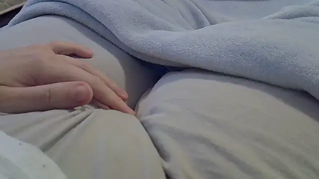 perescam online show from March 2026 08:13:01 PM