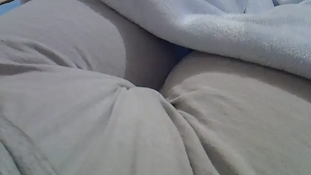 perescam online show from October 2025 03:09:01 AM