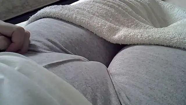 perescam online show from February 2026 07:02:02 PM