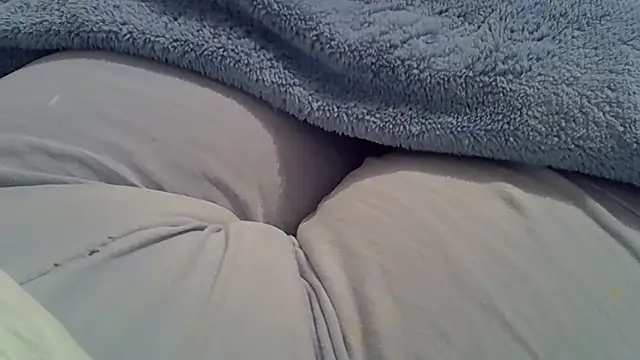 perescam online show from October 2025 07:46:02 PM