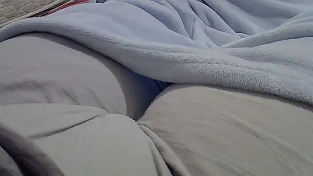 perescam online show from October 2025 09:38:02 PM