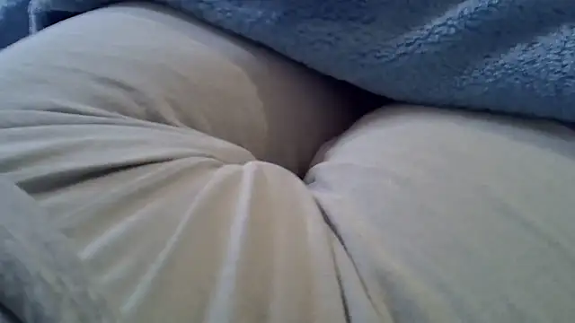 perescam online show from October 2025 03:23:02 PM