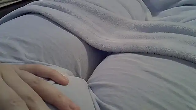 perescam online show from March 2026 08:43:01 PM