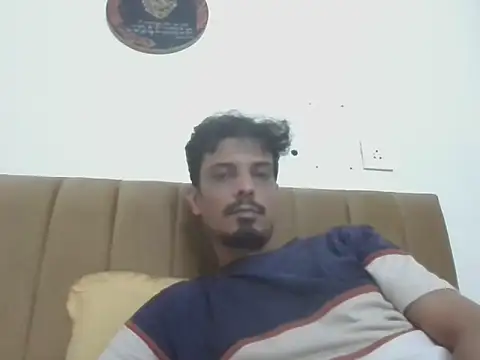Snapshot of Talha266 chatting on May 2026 06:28:02 PM Talha266 online show from May 2026 06:28:02 PM