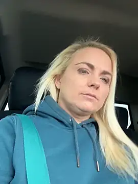 Snapshot of TinkPixieDust chatting on February 2026 08:20:02 PM TinkPixieDust online show from February 2026 08:20:02 PM