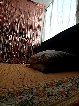 LUNAdeMARTE online show from November 2025 09:19:01 PM