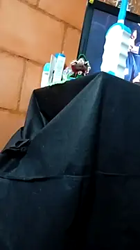 LUNAdeMARTE online show from October 2025 12:51:02 AM