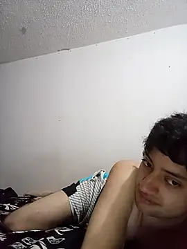 LUNAdeMARTE online show from October 2025 05:19:02 AM