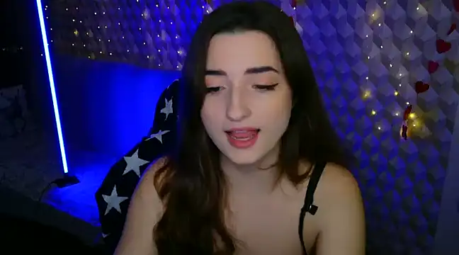 GoldieHoshie online show from February 2025 05:42:02 AM