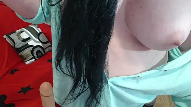 JullieMilf online show from March 2026 04:00:01 PM