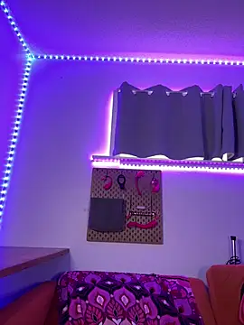 MaggyMayI online show from March 2026 04:58:02 PM