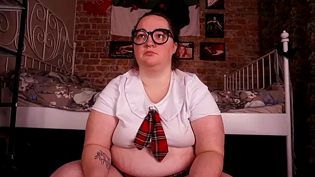 Evelively online show from November 2025 03:22:01 AM