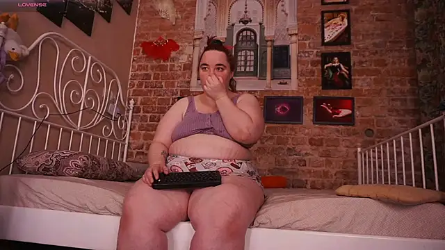 Evelively online show from March 2026 02:56:02 AM