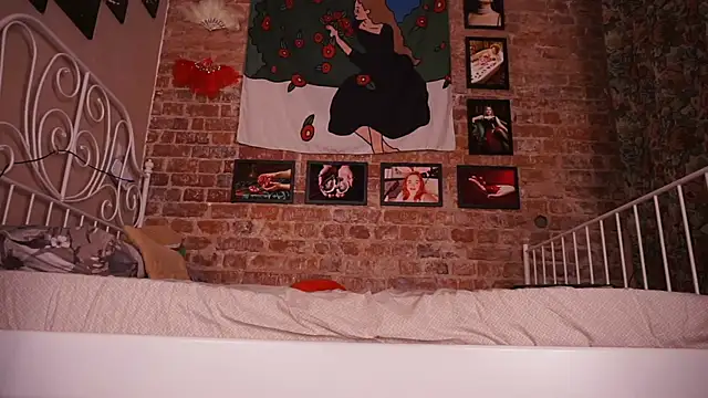 Evelively online show from December 2025 02:27:01 AM