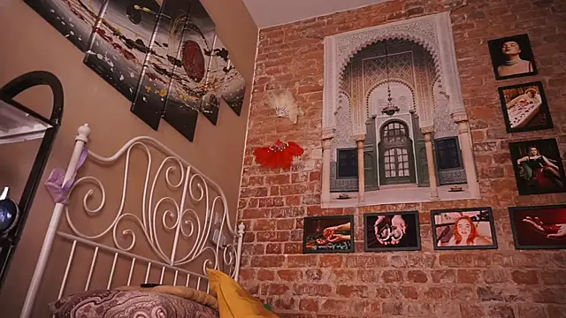 Evelively online show from April 2026 02:23:01 AM