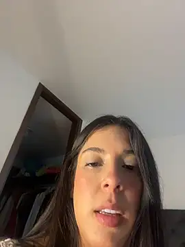 kamivolkano online show from November 2025 04:21:01 PM