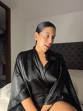 kamivolkano online show from April 2026 03:53:01 AM