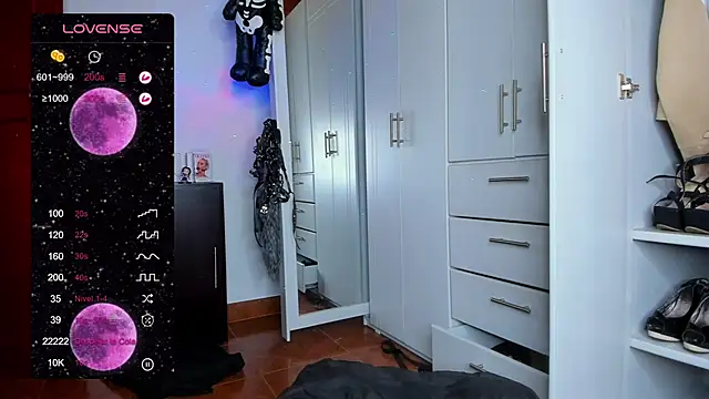 Snapshot of maleja_ca chatting on March 2025 08:43:01 PM maleja ca online show from March 2025 08:43:01 PM