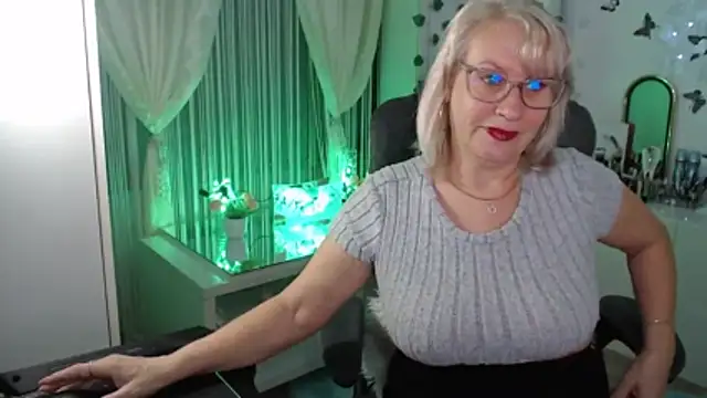 Ghertrude52 online show from January 2026 04:05:02 AM