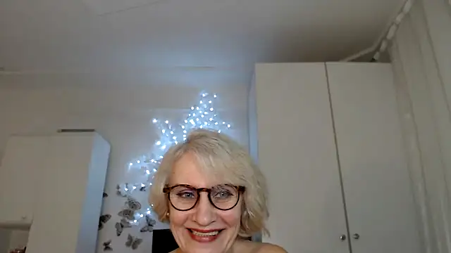 Ghertrude52 online show from February 2025 07:44:01 AM