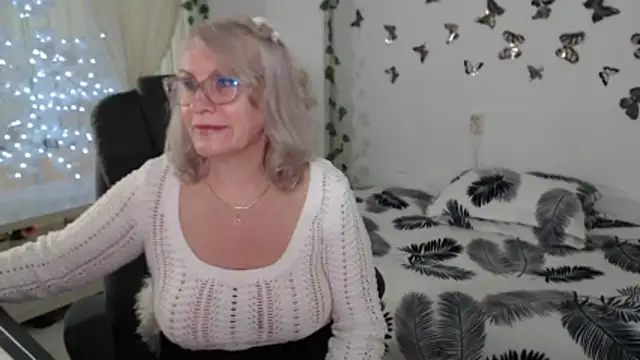 Ghertrude52 online show from March 2026 09:20:01 AM