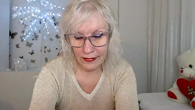 Ghertrude52 online show from March 2025 04:28:02 AM