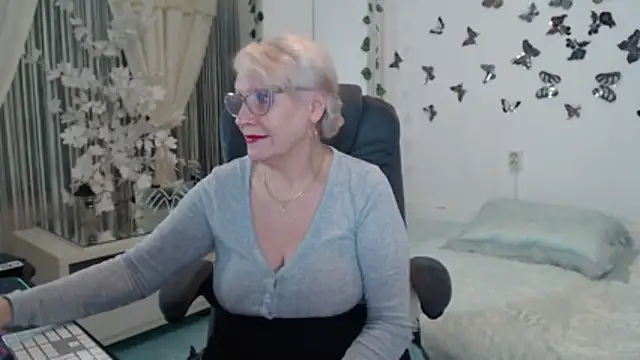 Ghertrude52 online show from February 2026 05:20:01 AM