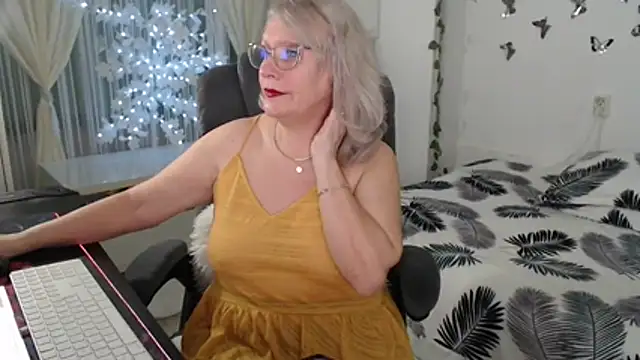 Ghertrude52 online show from March 2026 05:08:02 AM