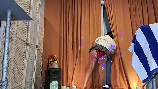 Foglove69 online show from November 2025 03:00:02 AM