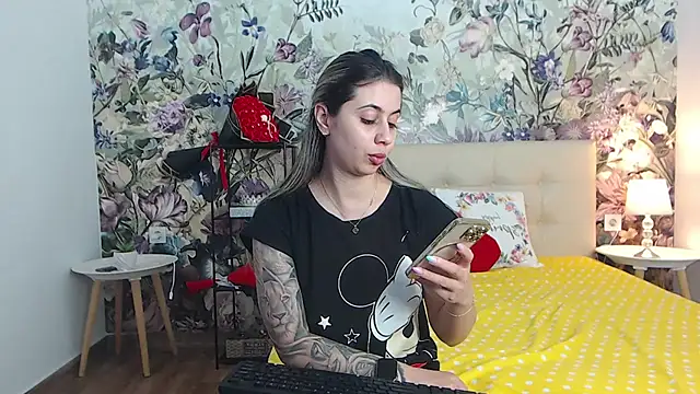 RoseDiamond06 online show from July 2026 10:56:01 AM