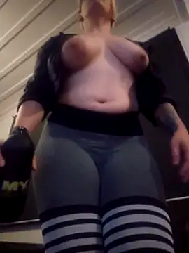 PinkTheHawk online show from February 2026 07:32:02 AM