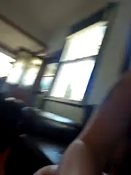 PinkTheHawk online show from November 2025 04:02:01 AM