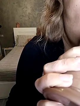 minerva  online show from December 2025 03:43:01 PM