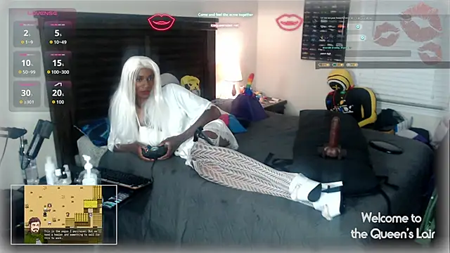 QueenofWhiteIce online show from May 2026 02:20:02 AM