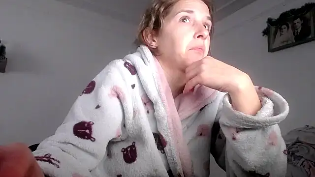 SexxyLety online show from December 2025 11:24:02 AM