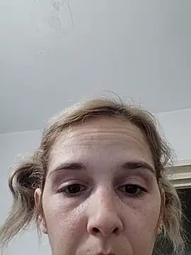 SexxyLety online show from October 2025 04:39:01 PM