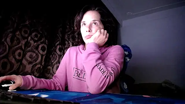 SexxyLety online show from May 2026 07:16:01 PM