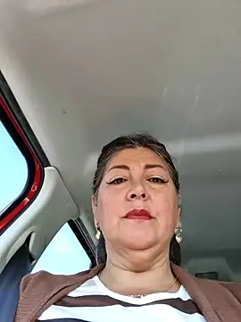 Snapshot of emma_tour chatting on January 2025 02:28:01 PM emma tour online show from January 2025 02:28:01 PM