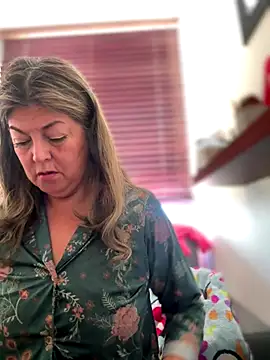 emma tour online show from November 2025 02:07:02 PM