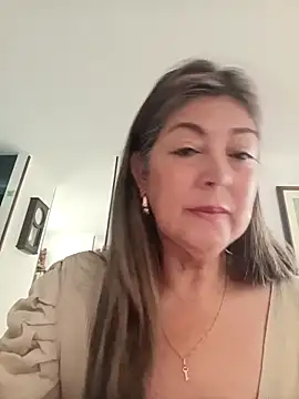 Snapshot of emma_tour chatting on April 2026 01:26:01 PM emma tour online show from April 2026 01:26:01 PM