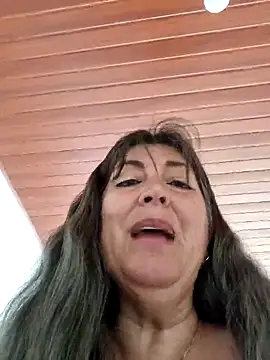 Snapshot of emma_tour chatting on March 2025 06:24:02 PM emma tour online show from March 2025 06:24:02 PM