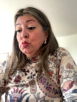 emma tour online show from November 2025 01:48:01 PM