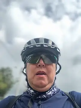 emma tour online show from December 2025 02:49:02 PM