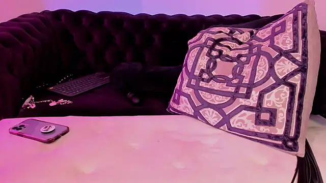 Snapshot of NatashaxoBangs chatting on March 2025 05:37:01 PM NatashaxoBangs online show from March 2025 05:37:01 PM